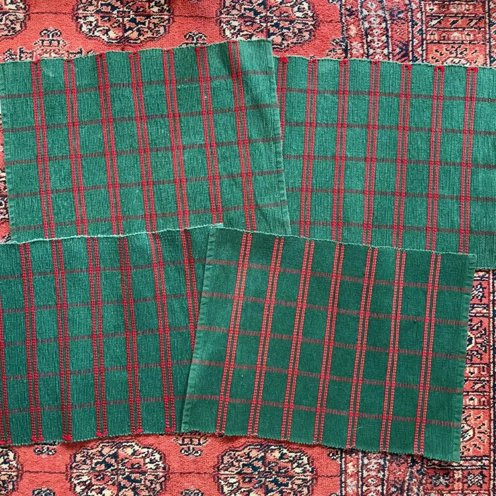 Pier 1 Set of 4 Green with‎ Red Stripes Cotton/Rayon Woven Placemats